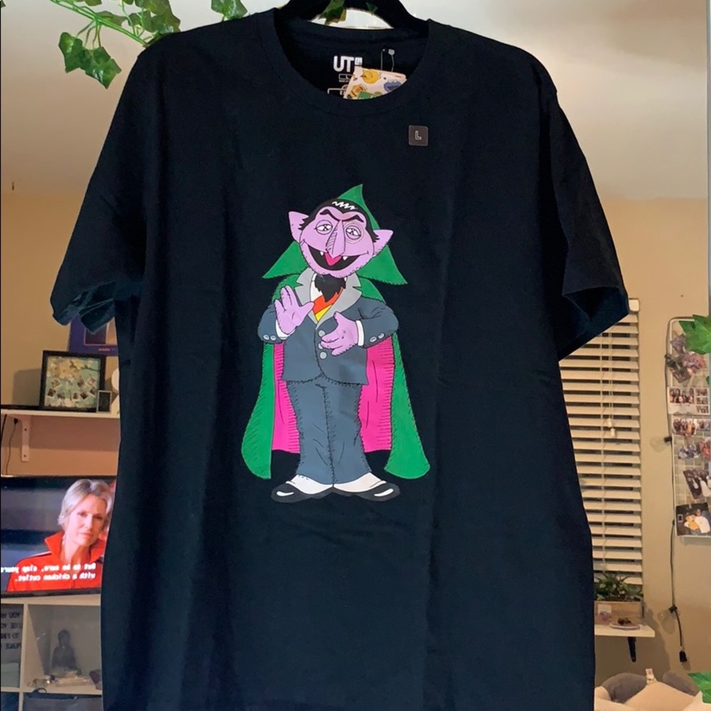 COPY - COPY - Count Kaws Uniqlo T-Shitt